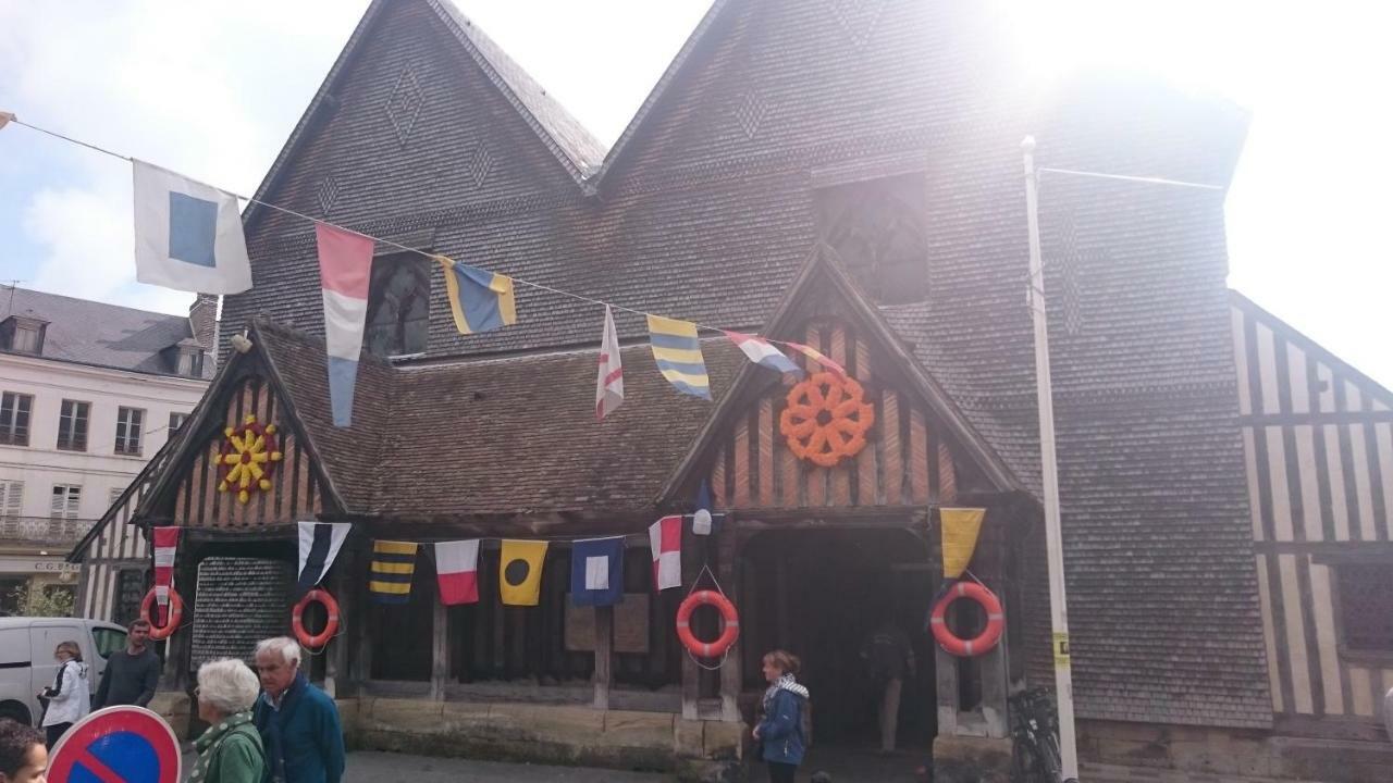 La Petite Cabane Du Pecheur Honfleur Eksteriør bilde